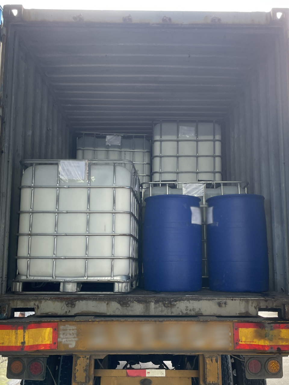 loading of liquid water-based acrylic resins
